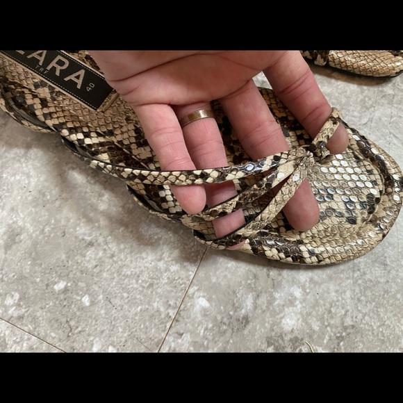 Zara, Trafuluc Line, Size 40 euro / Size 9 US, Black & Tan snake/alligator print - Picture 2 of 8
